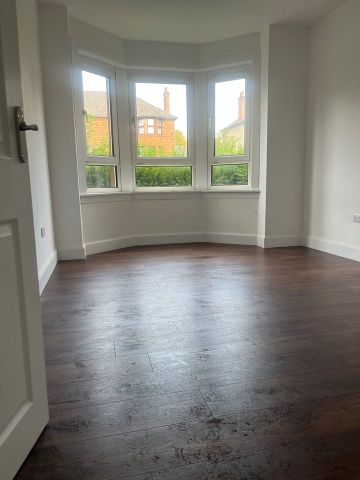 3 Bed Flat, Paisley Road West, G52 - Photo 3