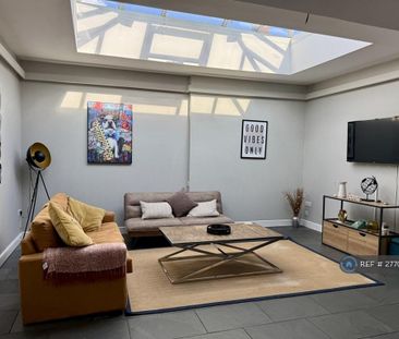 3 bedroom detached house to rent - Photo 1