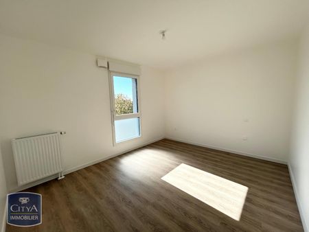 Location Appartement 3 pièces 76m² CAEN 14000 - Photo 3