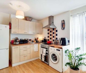 Kempshott Road, Streatham Common, SW16 - Photo 3