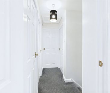 Long Field Drive, Edenthorpe, Doncaster, DN3 - Photo 1