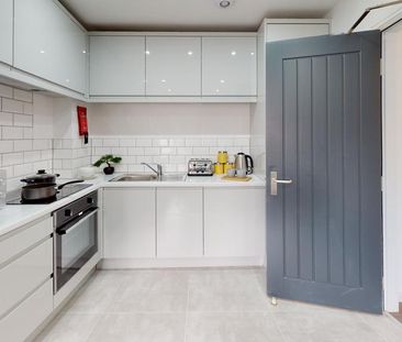 2 bedroom flat to rent - Photo 6