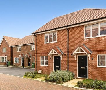 2 bedroom semi-detached house to rent - Photo 6