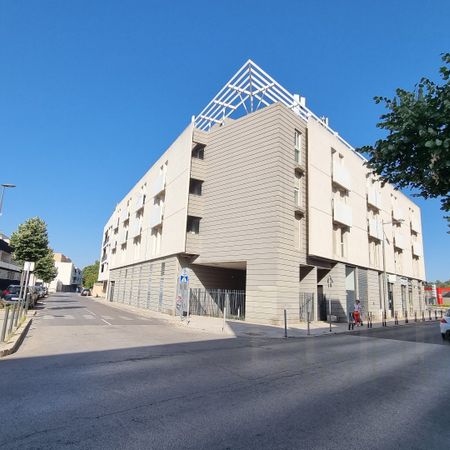 Location Appartement 1 pièce 17m² CASTELNAU LE LEZ 34170 - Photo 3