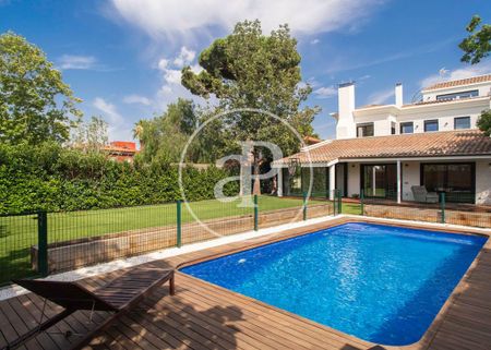 7 bedroom luxury Villa for rent in Esplugues de Llobregat, Catalonia - Photo 5