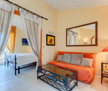 NICE- BOULEVARD CARLONE, 2 pièces meublé avec terrassé au dernier é... - Photo 3