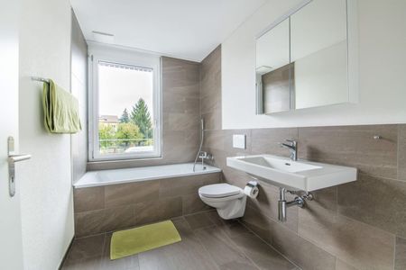 4.5 Zimmer, 107 m², 1. Stock - Photo 3