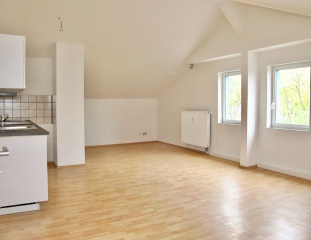 Einbauküche - helle Zimmer - direkt am S-Bahnhof - Photo 1