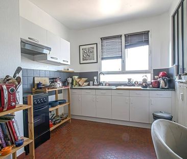 Location Appartement 2 pièces 64m² - Photo 6