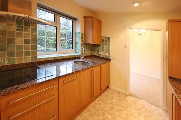 3 bedroom terraced house to rent - Photo 1