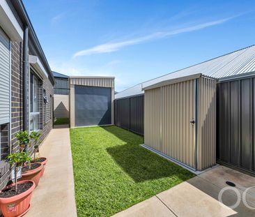 Open the Door to Effortless Entertaining - Photo 2