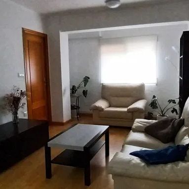 Alquiler de piso en Trinitat - Photo 1