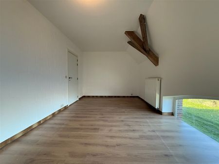 Ruime woning 5slpk. met praktijkruimte - Photo 2