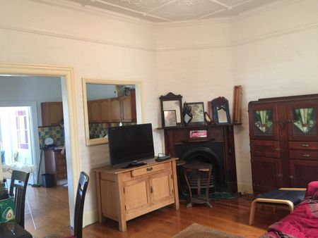 Alexandria - Photo 2