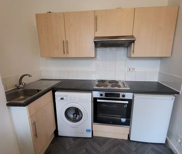 Studio Flat, Great Clowes Street, M7 - Photo 1