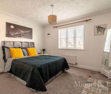 4 bedroom detached house to rent - Photo 6