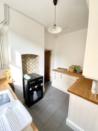 1 Bed - Upperton Road, Leicester, - Photo 3