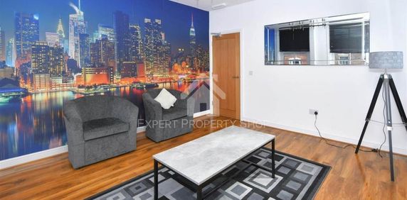 1 bedroom in a house share to rent - Photo 2