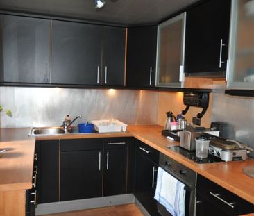 Charmante woning met 2 slaapkamers en ruime tuin. - Photo 6