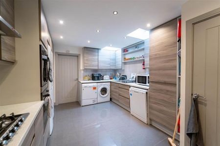 6 bedroom house to rent - Photo 5