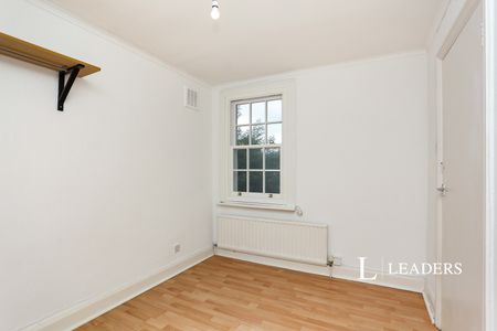 2 bedroom apartment to rent Tyrwhitt Road, London, SE4 - Photo 4