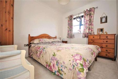 Spicer Way, Chard, Somerset, TA20 - Photo 5