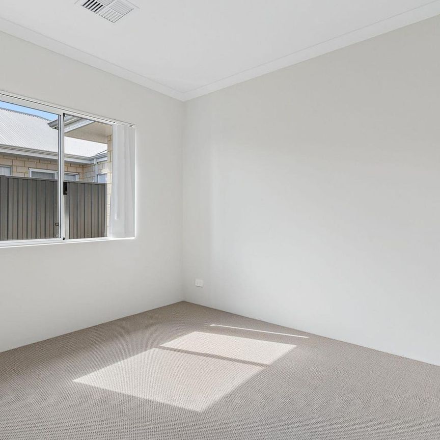 Brand-New 5-Bedroom Home in Lakelands - Photo 1