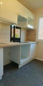 Location Appartement 2 pièces 52m² LILLE 59000 - Photo 3