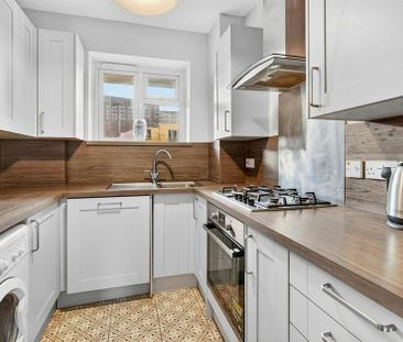 Redcross Way - Photo 3