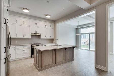 For Lease - 3041 WILLIAM CUTMORE Boulevard, Oakville, Ontario - Photo 5