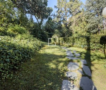 Excellent 6 Bedroom apartment for rent in Majadahonda, Madrid - Photo 6