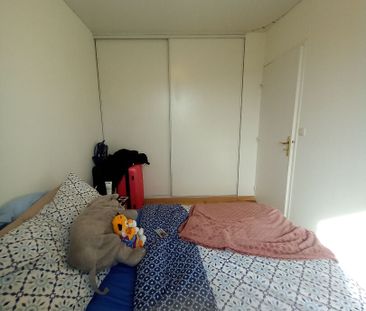 Location Appartement 2 pièces 29m² - Photo 2