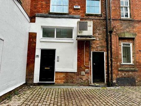 High Street, Banbury, OX16 - Photo 3