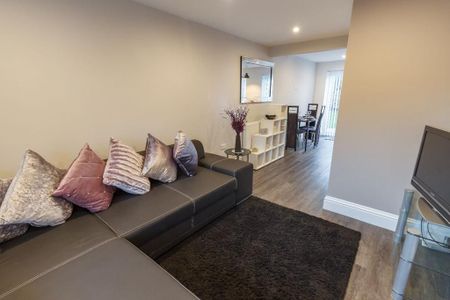 3 bedroom terraced house to rent - Photo 3