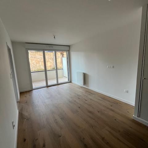 Location Appartement 2 pièces 37m² PAIMBOEUF 44560 - Photo 1