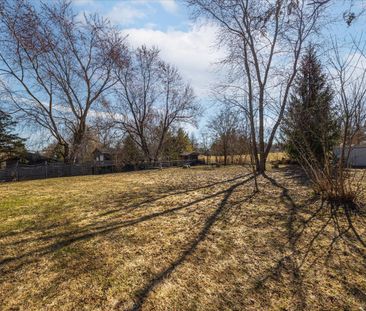 For Lease - 27 Jamieson Drive, Adjala-Tosorontio, Ontario - Photo 2