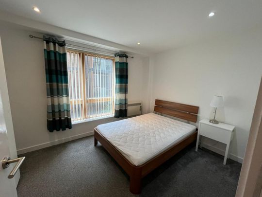 1 bedroom Flat To Let - Photo 1