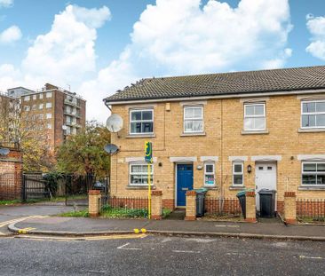 3 bedroom flat to rent - Photo 3