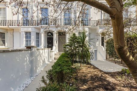 Queen's Mews - Photo 2