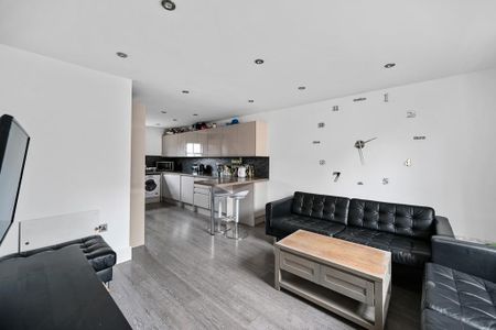 1 bedroom house of multiple occupation to rent - Photo 3