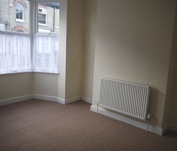 Newly refurbished 3 bed house - Photo 1