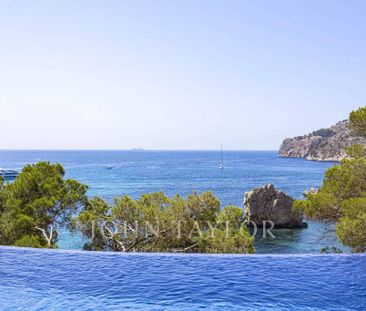 4 bedroom luxury Villa for rent in es Camp de Mar, Spain - Photo 6