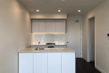 TWO BEDROOM APARTMENT IN THE HEART OF ADELAIDE CBD - Photo 4