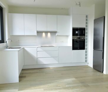 Penthouse - for rent - Photo 4