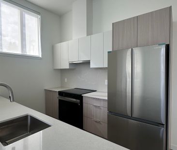 10829 140 Street #E10X, Surrey, BC V3R0H4 - Photo 4