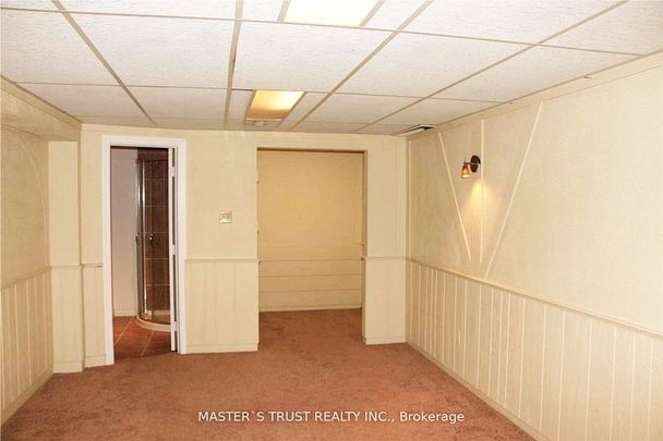 For Lease - 2253 Constance Drive, Oakville, Ontario - Photo 1