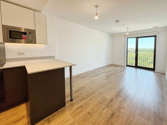 Burnt Mill, Harlow - Photo 1