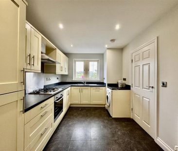 3 bedroom terraced house to rent - Photo 6