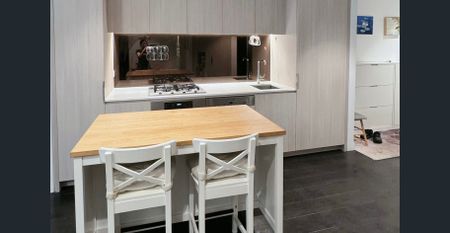 Premium 1 Bed Fully furnished with Study in West Village 88 Church St - Photo 3