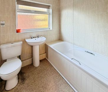 2 bedroom detached bungalow to rent - Photo 6
